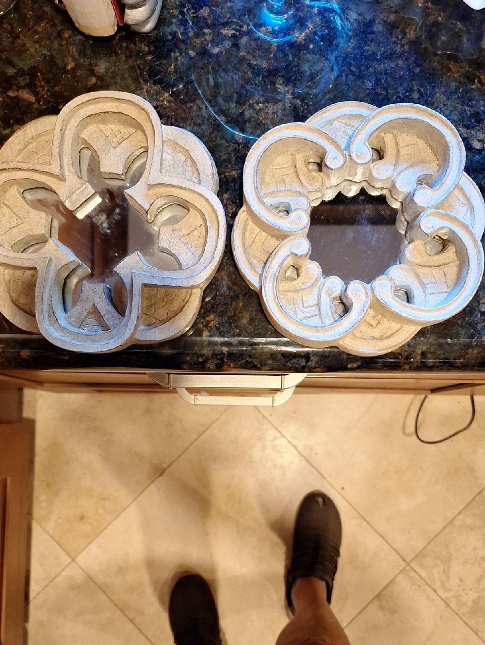 Set Of 2 Vintage Celtic Knot  Decorative Wall Plaque Set - Home Wall Decor